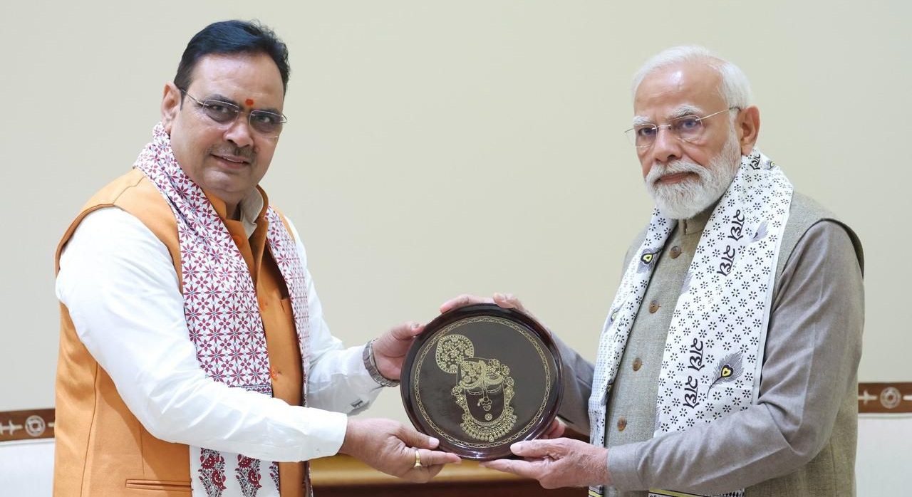 दिल्ली में पीएम नरेंद्र मोदी को राजस्थान आने का न्यौता देने पहुंचे भजन लाल शर्मा