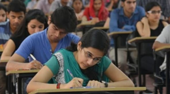 NEET री-एग्जाम से पहले टेलीग्राम पर शिकंजा, 22 जून तक अस्थायी रोक