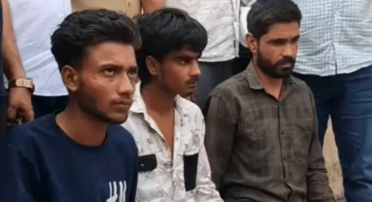 पत्नी प्रेग्नेंट, पैसा नहीं था तो कर डाली 37 लाख की लूट,तीन आरोपी गिरफ्तार
