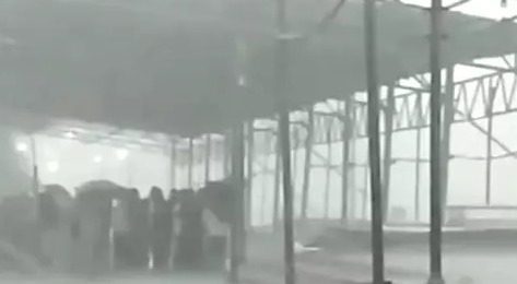 चक्रवाती तूफान ‘अर्नब’ से 5 राज्यों में भारी बारिश, 125 किमी की रफ्तार से चलेंगी हवाएं
