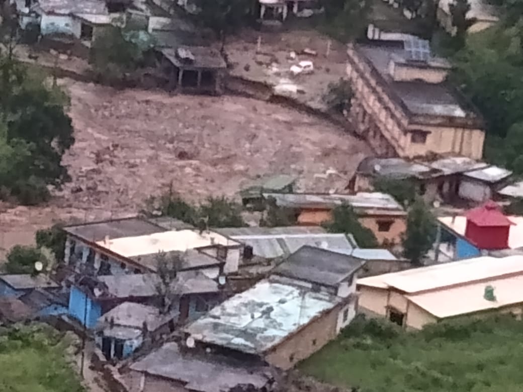 चमोली में आपदा, छह मकान बहे, पांच लोग लापता